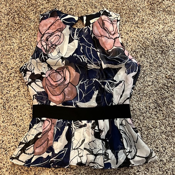 Diane von Furstenberg Connie Silk Cut Out-Back,Floral Print Top - Picture 2 of 10